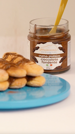 Carica e guarda il video nella galleria, Crema Proteica Cioccolato Fondente 250g