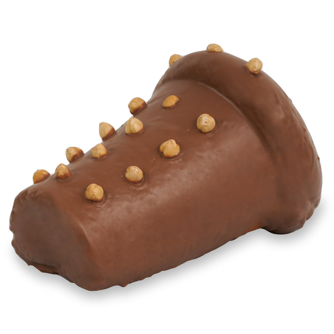 Natu Babbà coated with milk chocolate and whole hazelnuts